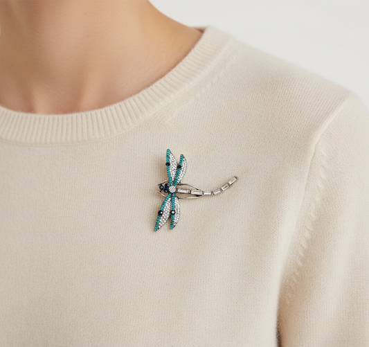 Elegancka Broszka z Cyrkoniami